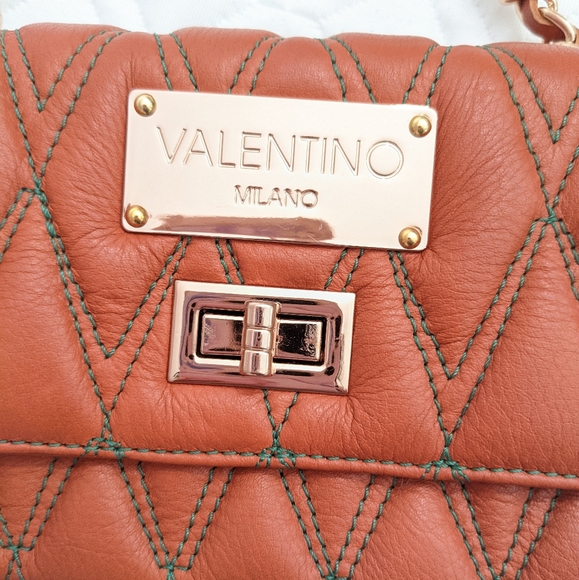 Valentino by Mario Valentino Crossbody. - Picture 13 of 16